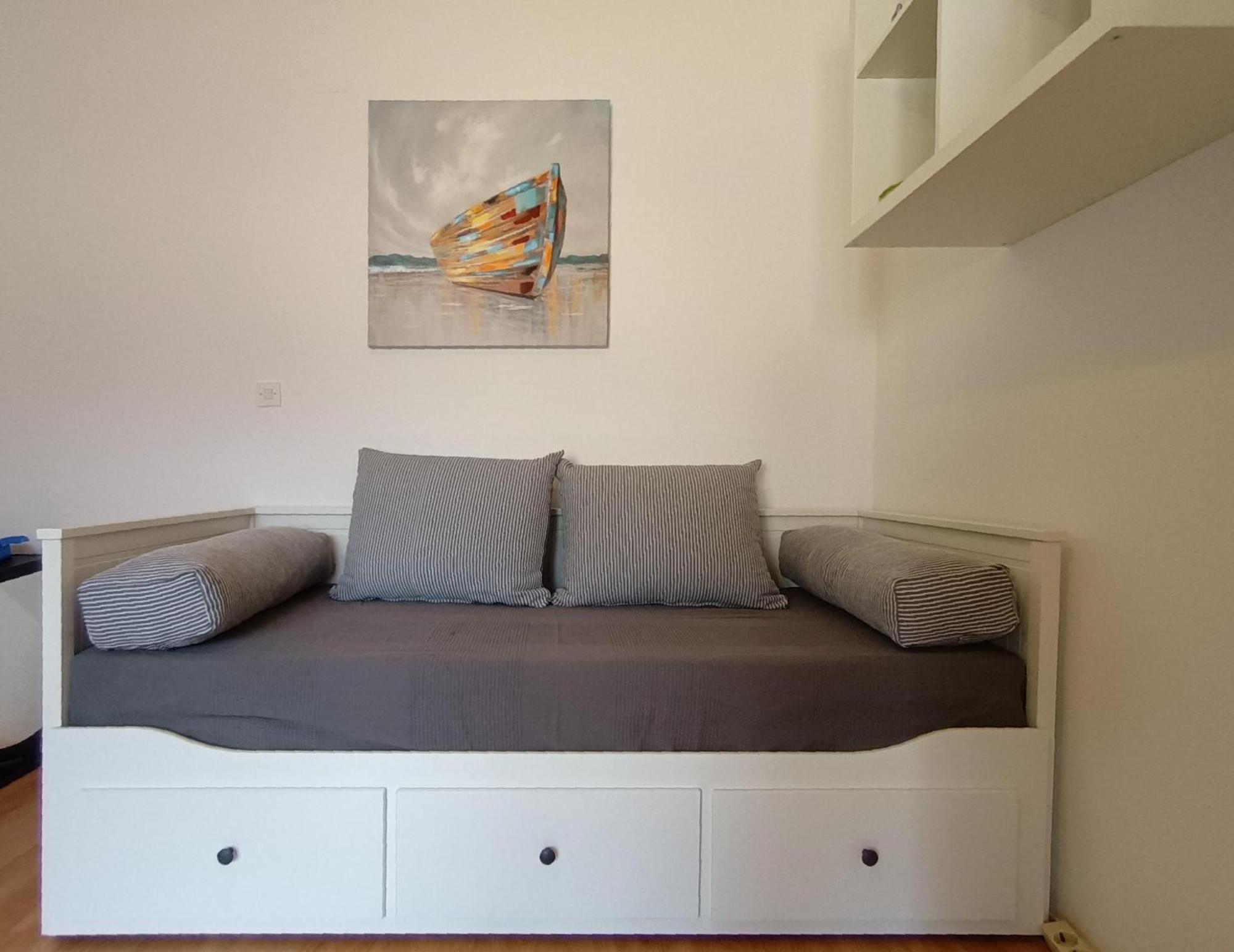 Appartement Bosi I Goli à Starigrad Paklenica Extérieur photo